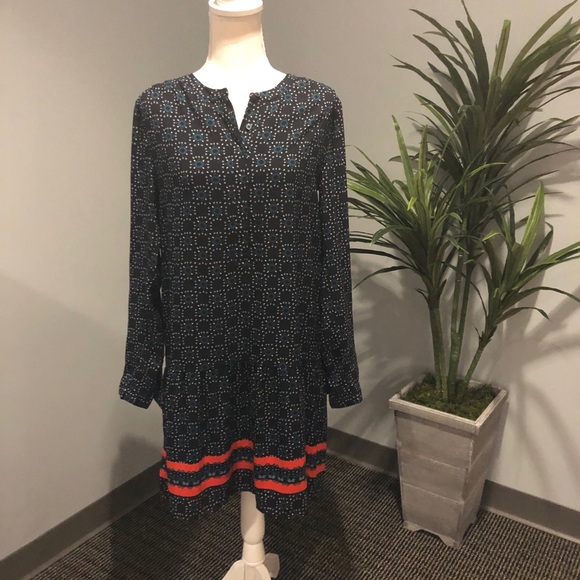 LOFT Dresses & Skirts - Ann Taylor Loft dress like new!